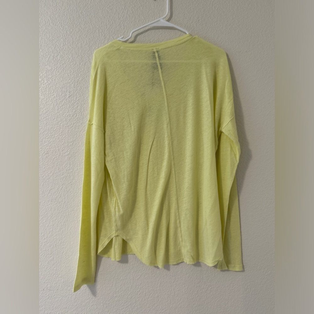 NWT Revolve Bobi Pale Yellow Long Sleeve Shirt M - Picture 2 of 5